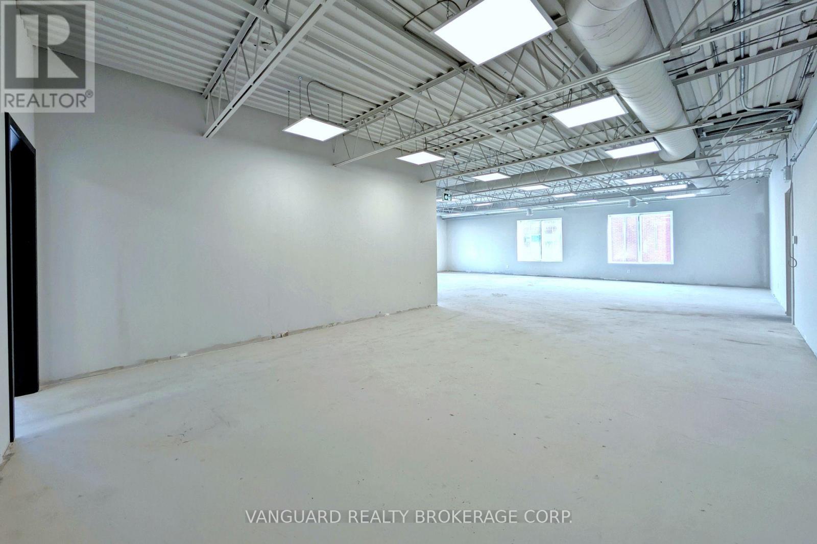 2nd Floor - 191 Vinyl Court, Vaughan, Ontario  L4L 4A3 - Photo 15 - N12686312