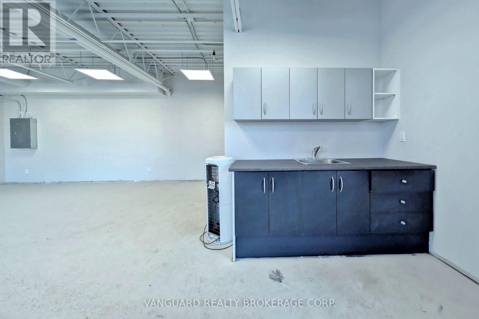 2nd Floor - 191 Vinyl Court, Vaughan, Ontario  L4L 4A3 - Photo 22 - N12686312