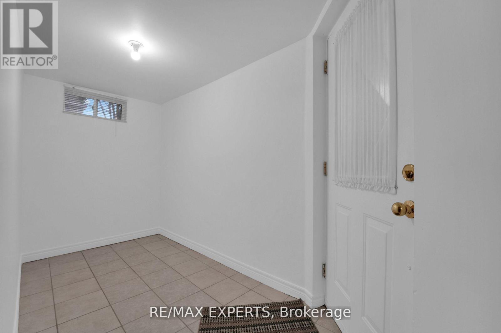 Bsmt - 25 Royalpark Way, Vaughan, Ontario  L4H 1J5 - Photo 2 - N12686358