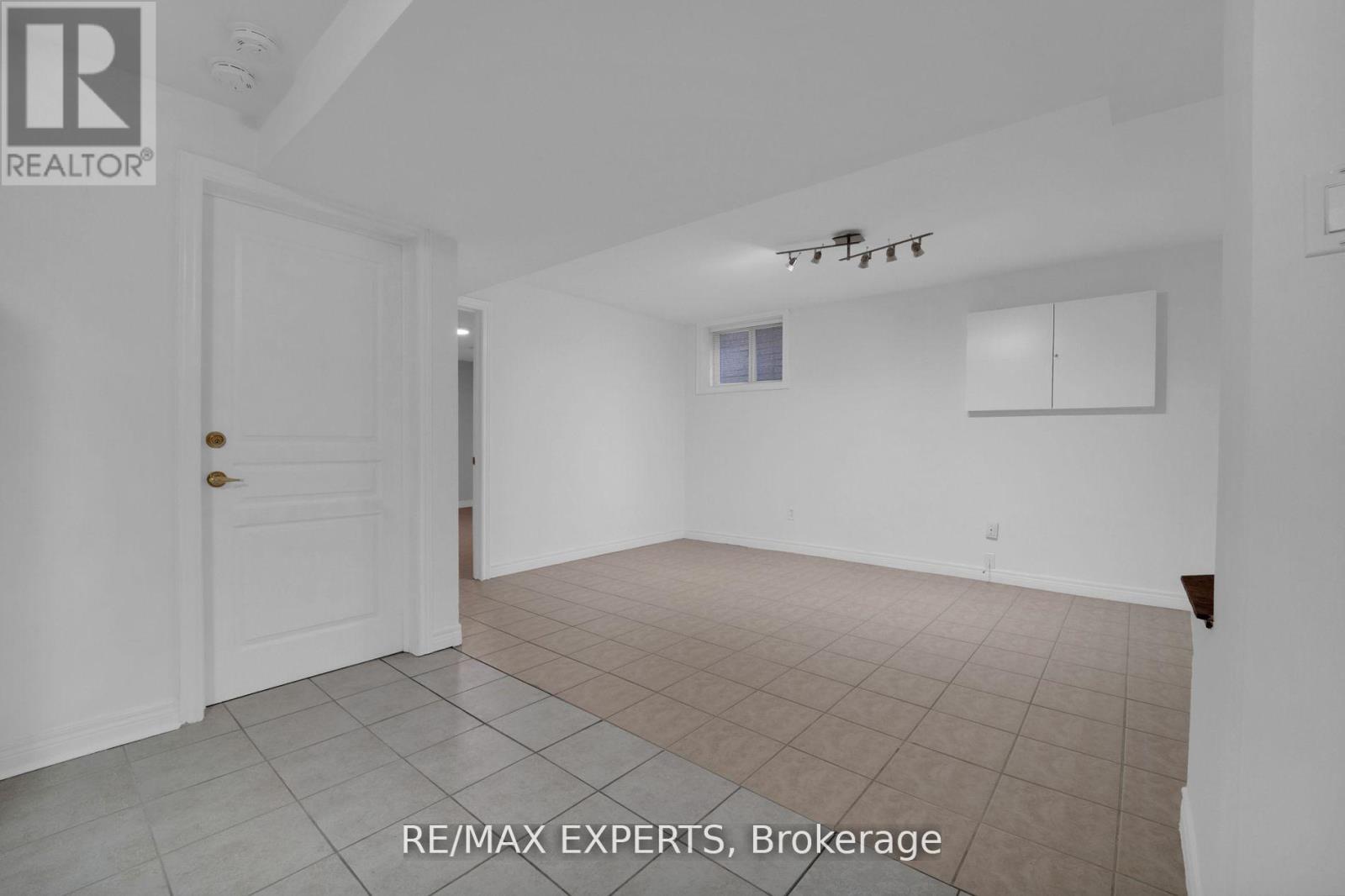 Bsmt - 25 Royalpark Way, Vaughan, Ontario  L4H 1J5 - Photo 9 - N12686358