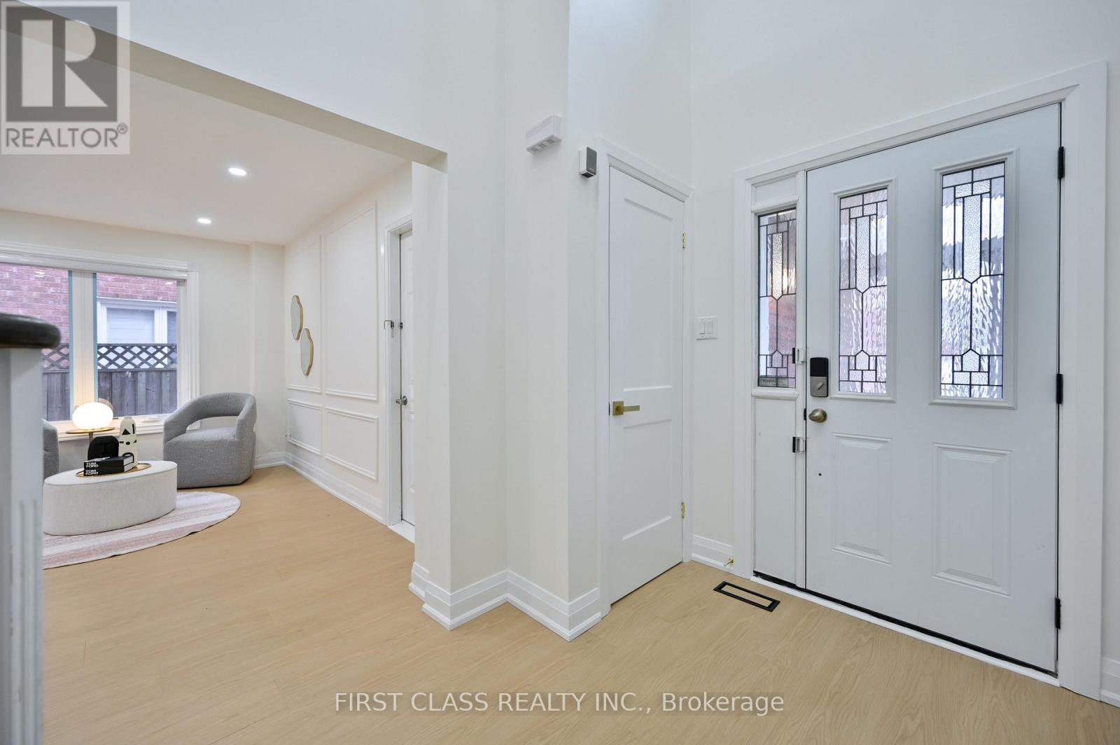 151 Stather Crescent, Markham, Ontario  L3S 2X2 - Photo 4 - N12686362