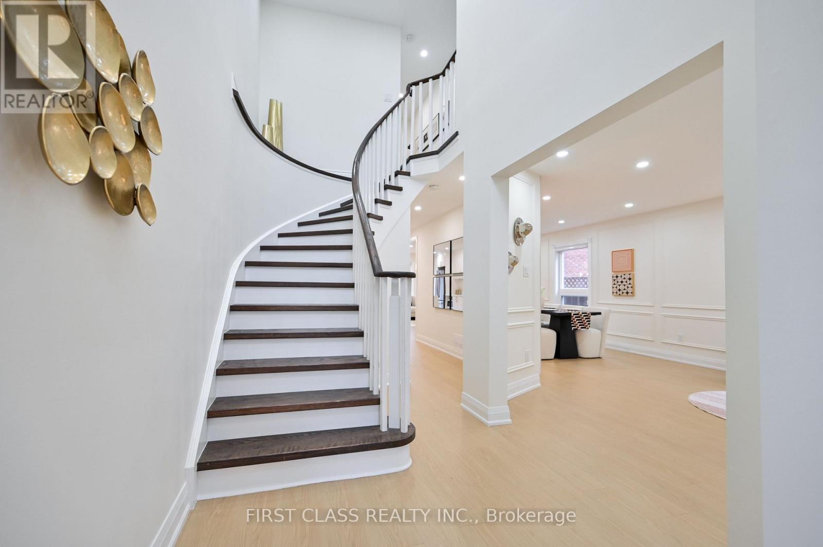 151 Stather Crescent, Markham, Ontario  L3S 2X2 - Photo 5 - N12686362