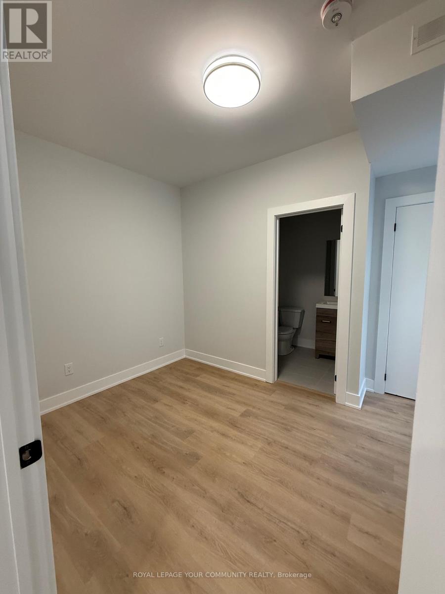 1 - 88 Spruce Street, Aurora, Ontario  L4G 1S1 - Photo 7 - N12686448