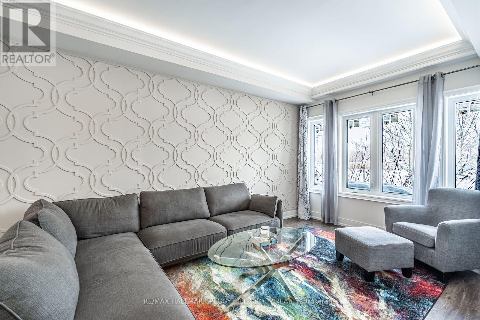 99 Mcintyre Drive, Barrie (Ardagh), Ontario  L4N 4K6 - Photo 13 - S12686304