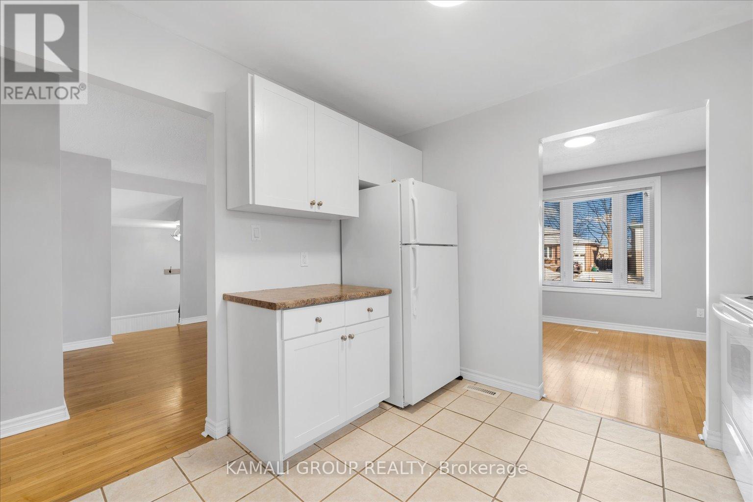 Main - 78 College Crescent, Barrie (Grove East), Ontario  L4M 2W3 - Photo 8 - S12686400