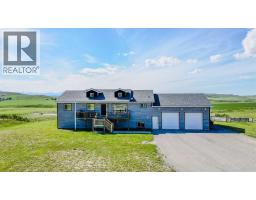 24004 RR 260A, Rural Cardston County, Alberta