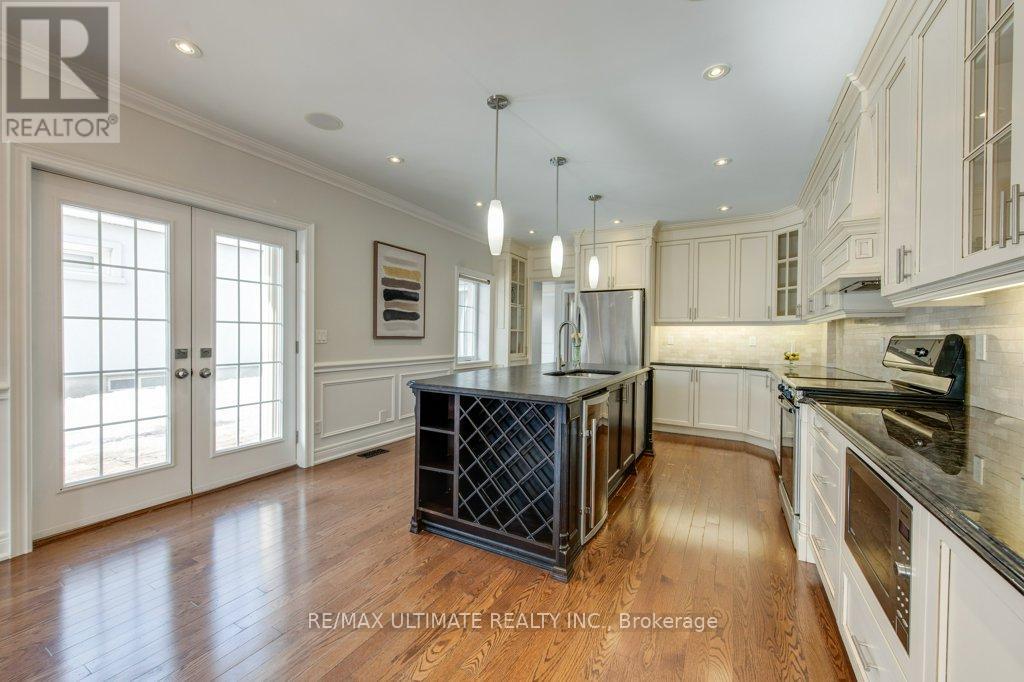 62 Teignmouth Avenue, Toronto, Ontario  M6E 1S9 - Photo 12 - W12686278