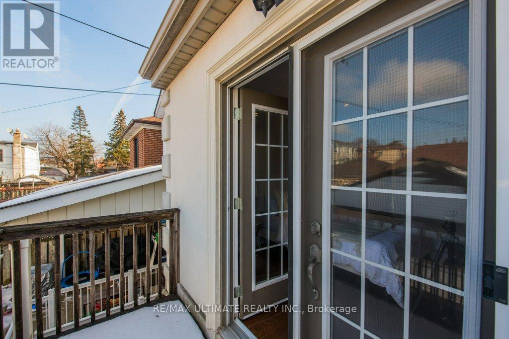62 Teignmouth Avenue, Toronto, Ontario  M6E 1S9 - Photo 34 - W12686278