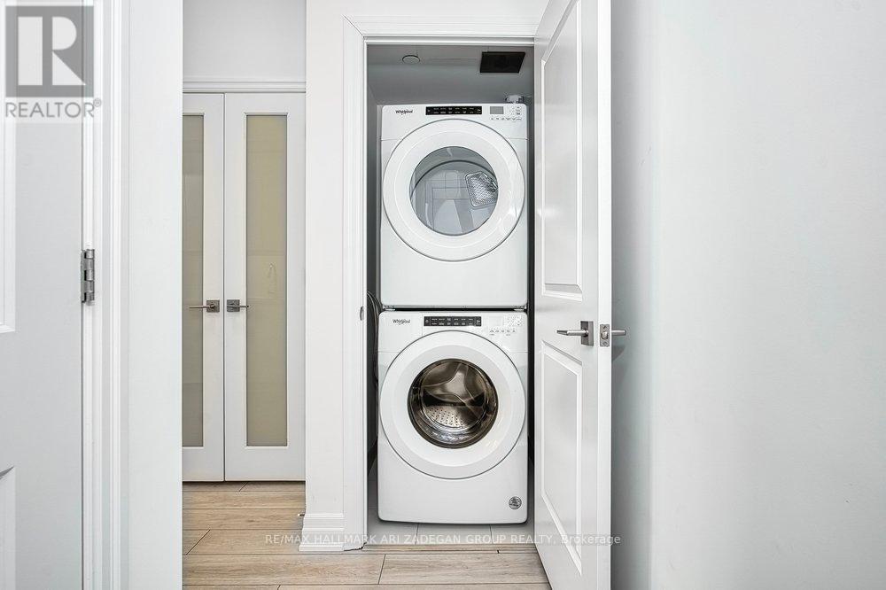 1506 - 30 Elm Drive W, Mississauga, Ontario  L5B 0N6 - Photo 6 - W12686282