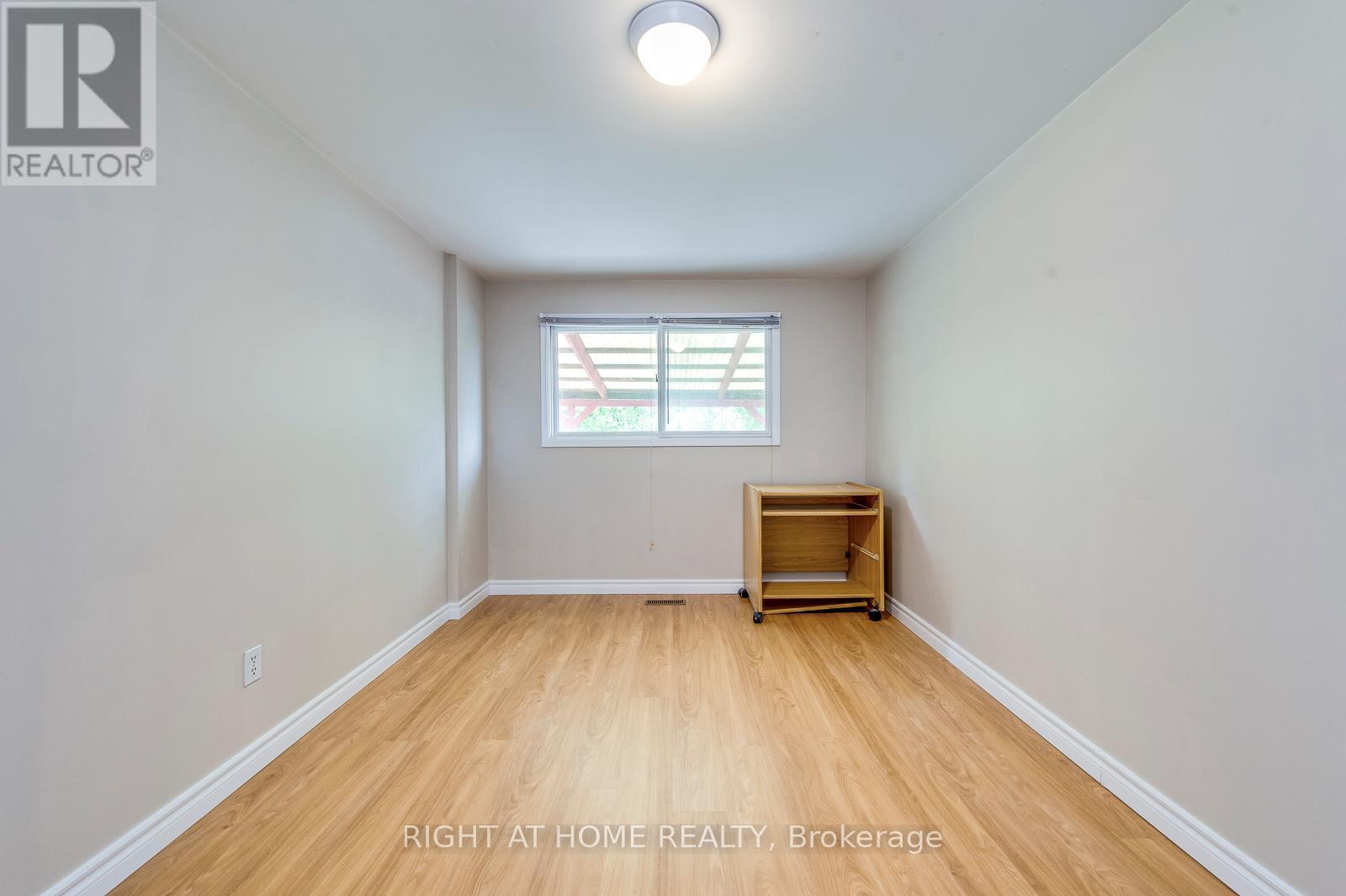 (Lower) - 2835 Hollington Crescent, Mississauga, Ontario  L5K 1E8 - Photo 9 - W12686296