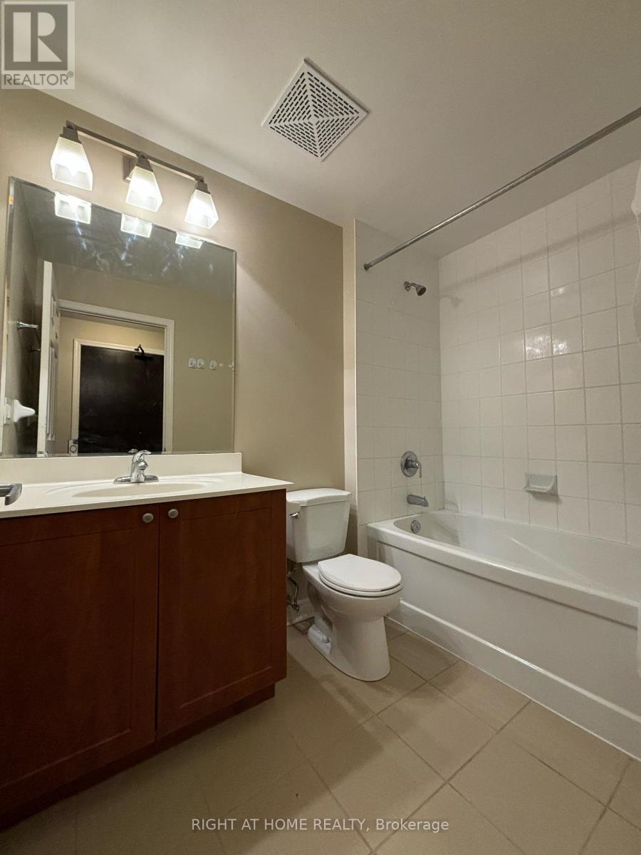 1702 - 385 Prince Of Wales Drive, Mississauga, Ontario  L5B 0C6 - Photo 14 - W12686302