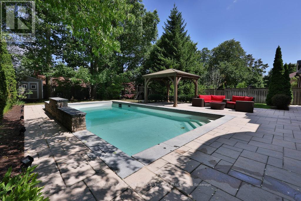 1569 Glenhill Crescent, Mississauga, Ontario  L5H 3C4 - Photo 8 - W12686374