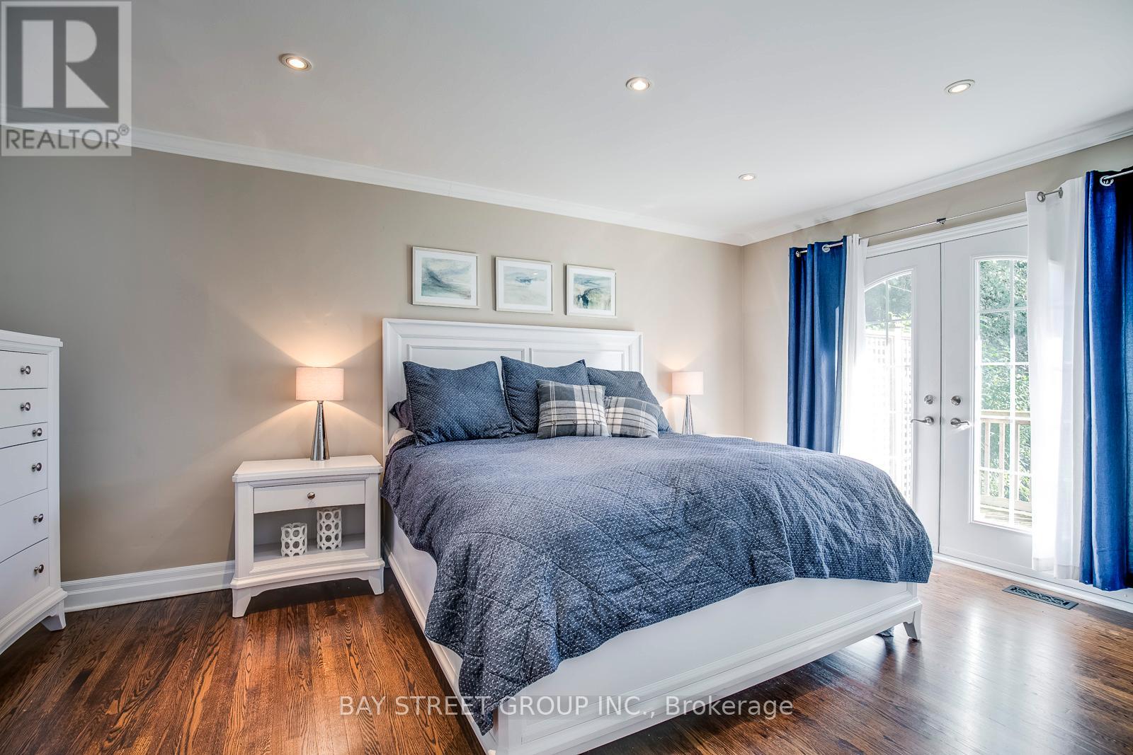 256 Eastcourt Road, Oakville, Ontario  L6J 4Y4 - Photo 18 - W12686392