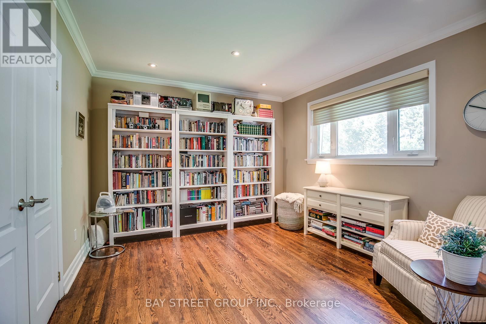 256 Eastcourt Road, Oakville, Ontario  L6J 4Y4 - Photo 23 - W12686392