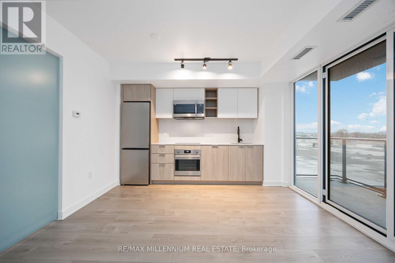 431 - 36 Zorra Street, Toronto, Ontario  M8Z 0G5 - Photo 12 - W12686396