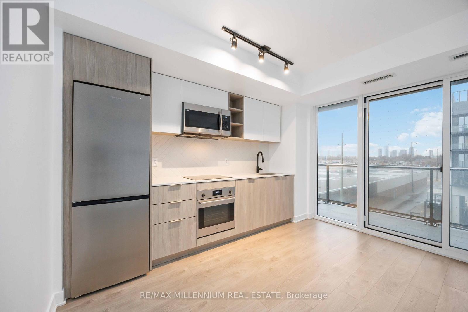 431 - 36 Zorra Street, Toronto, Ontario  M8Z 0G5 - Photo 15 - W12686396