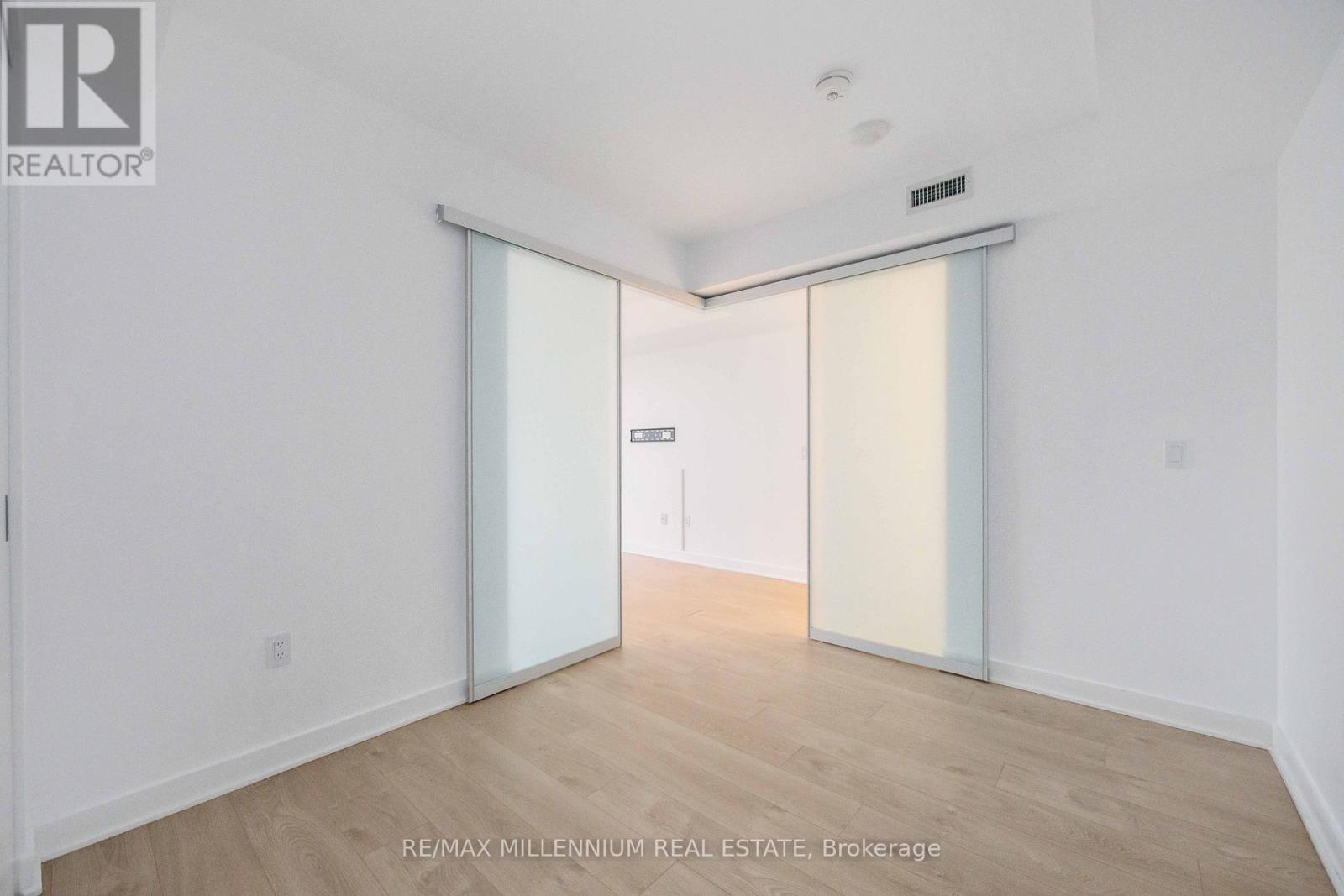 431 - 36 Zorra Street, Toronto, Ontario  M8Z 0G5 - Photo 23 - W12686396