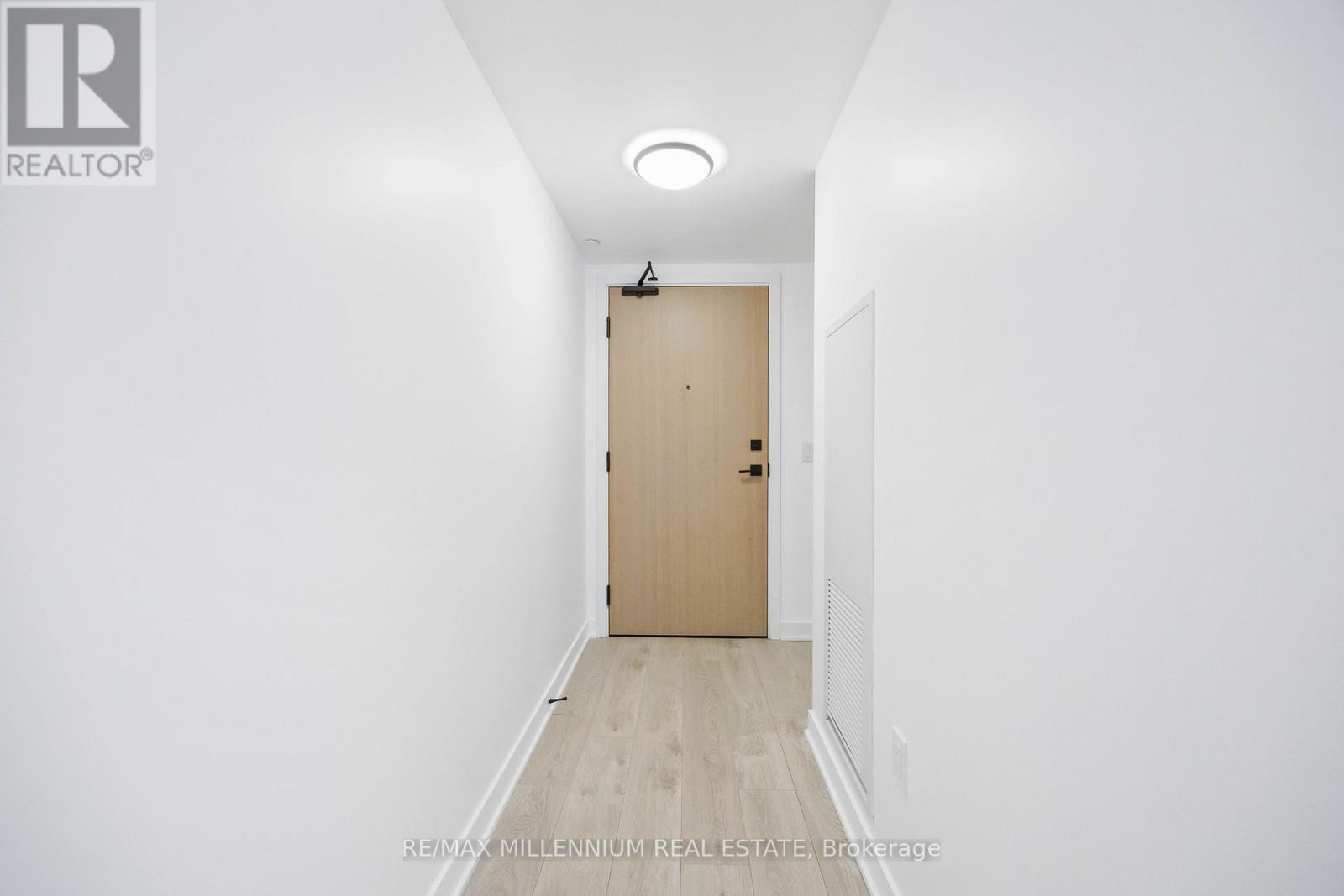 431 - 36 Zorra Street, Toronto, Ontario  M8Z 0G5 - Photo 6 - W12686396