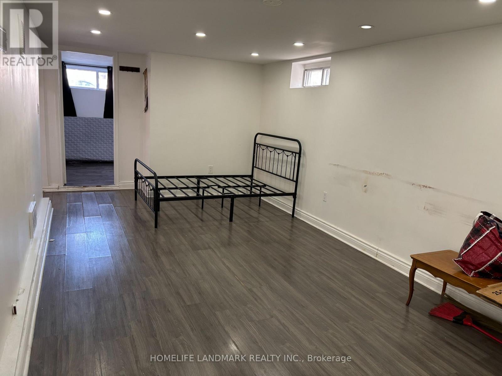 ( Lower ) - 8 Ronaldshay Avenue, Hamilton, Ontario  L9A 3B1 - Photo 9 - X12686274