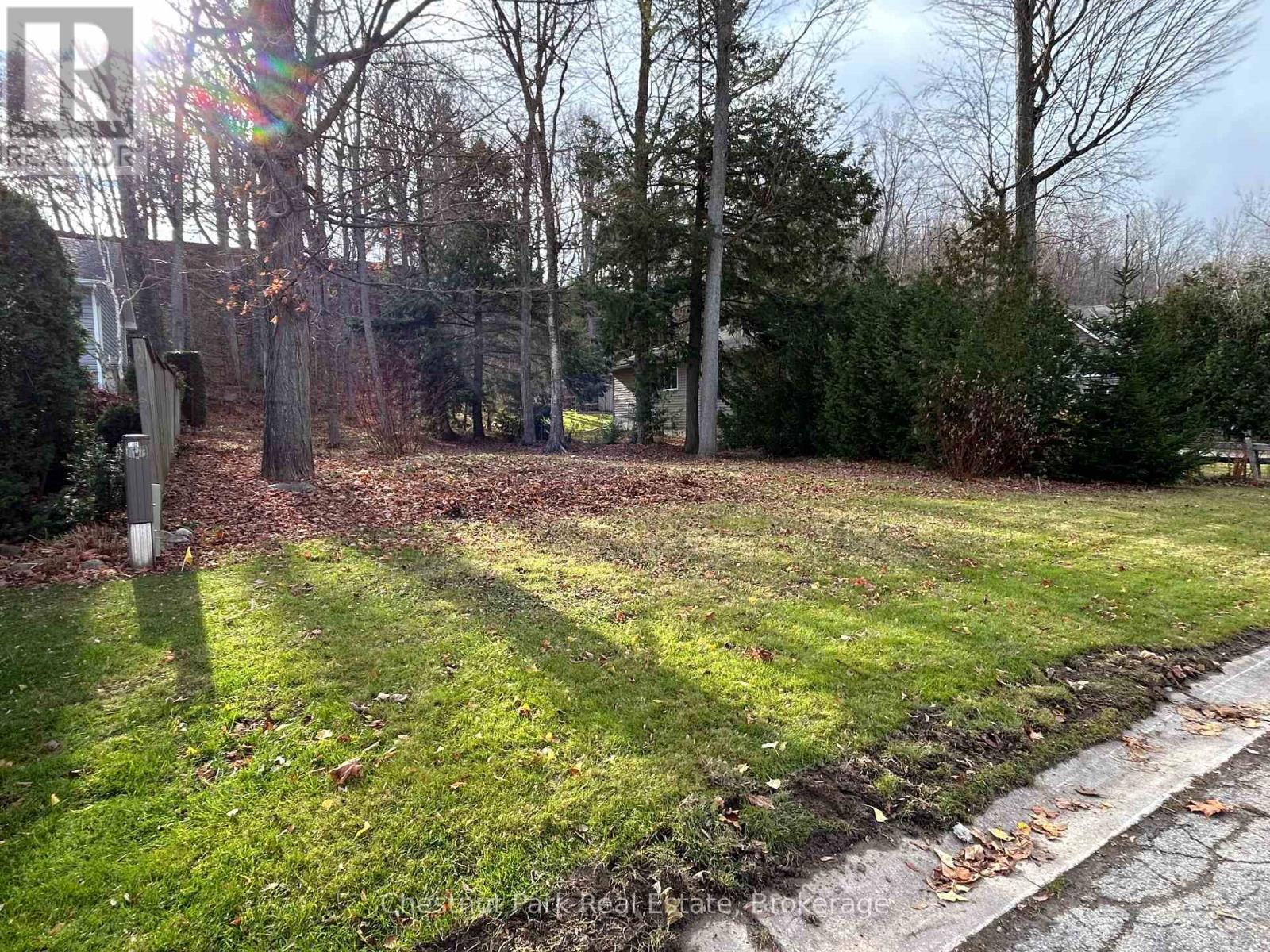 109 Pollard Drive, Meaford, Ontario  N4L 1A6 - Photo 3 - X12686488