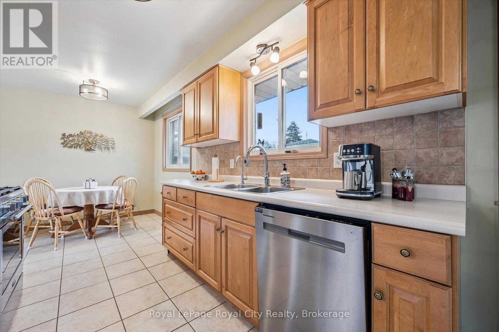 72 Cheltonwood Avenue, Guelph (Grange Road), Ontario  N1E 4E3 - Photo 10 - X12686526