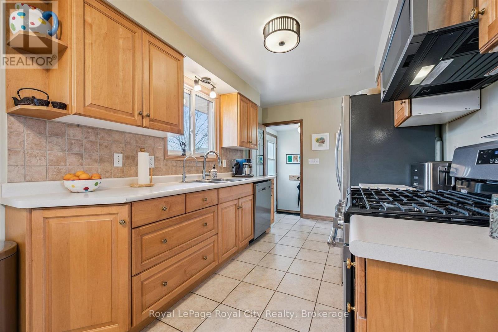 72 Cheltonwood Avenue, Guelph (Grange Road), Ontario  N1E 4E3 - Photo 13 - X12686526