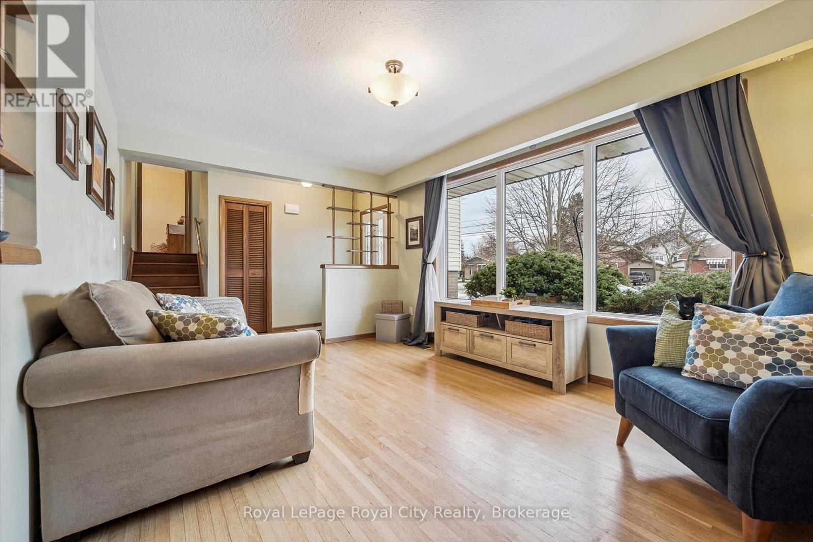 72 Cheltonwood Avenue, Guelph (Grange Road), Ontario  N1E 4E3 - Photo 5 - X12686526