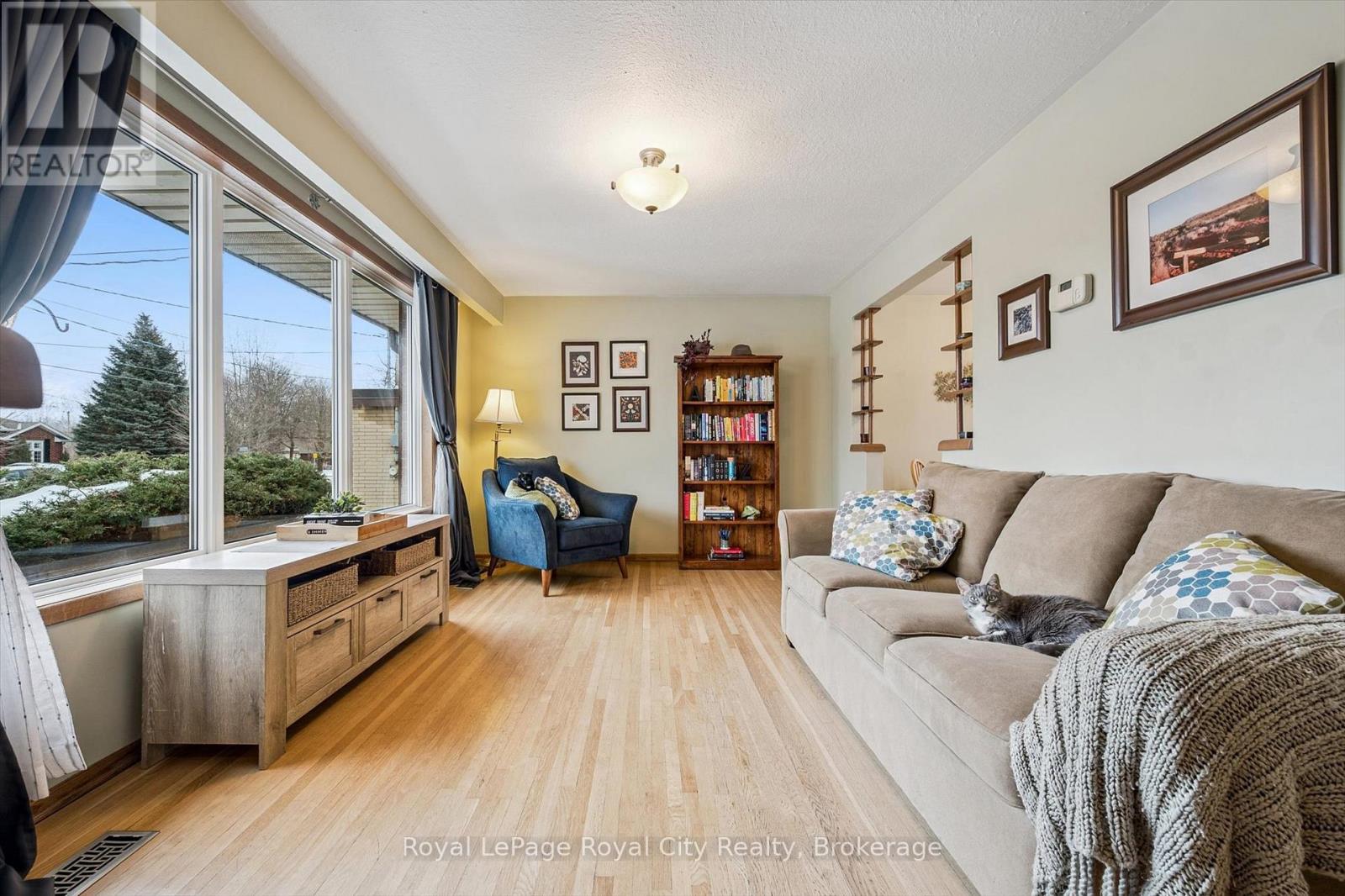 72 Cheltonwood Avenue, Guelph (Grange Road), Ontario  N1E 4E3 - Photo 6 - X12686526