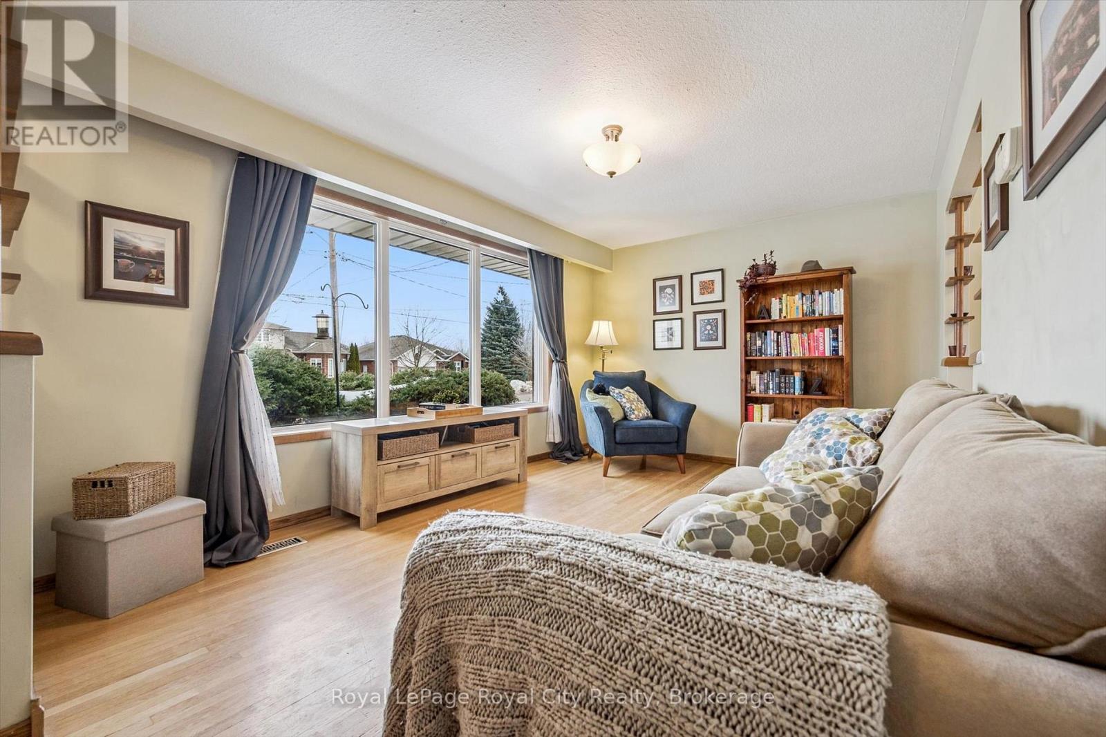 72 Cheltonwood Avenue, Guelph (Grange Road), Ontario  N1E 4E3 - Photo 7 - X12686526