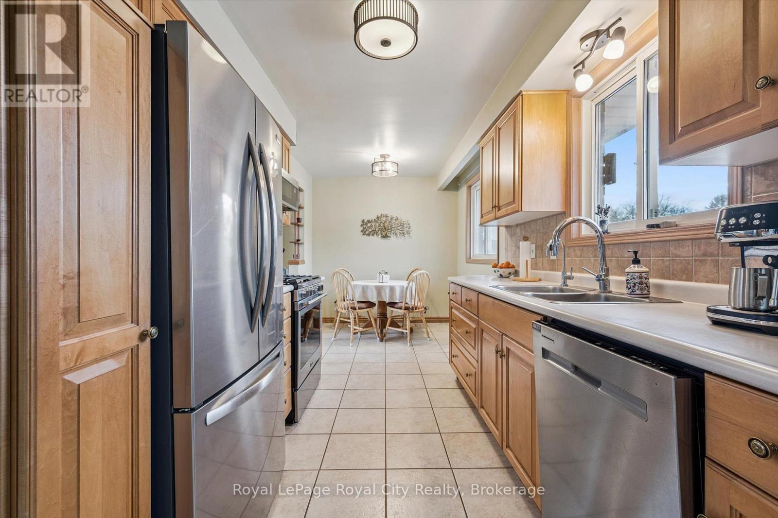 72 Cheltonwood Avenue, Guelph (Grange Road), Ontario  N1E 4E3 - Photo 9 - X12686526