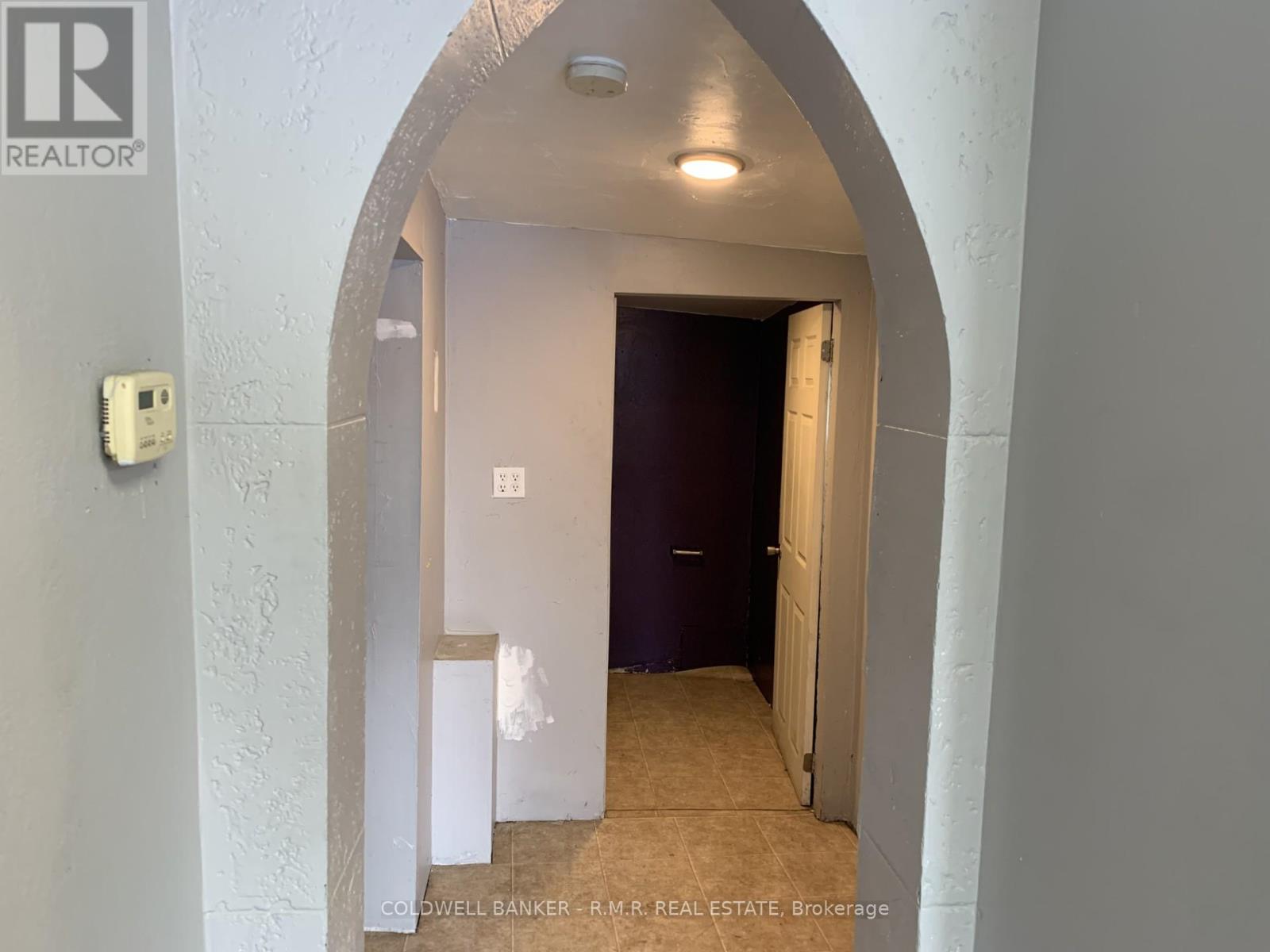 27 Bond Street E, Oshawa, Ontario  L1G 1A8 - Photo 4 - E12686632