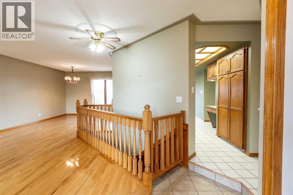 4828 44 Street, Innisfail, Alberta  T4G 1M7 - Photo 5 - A2267145