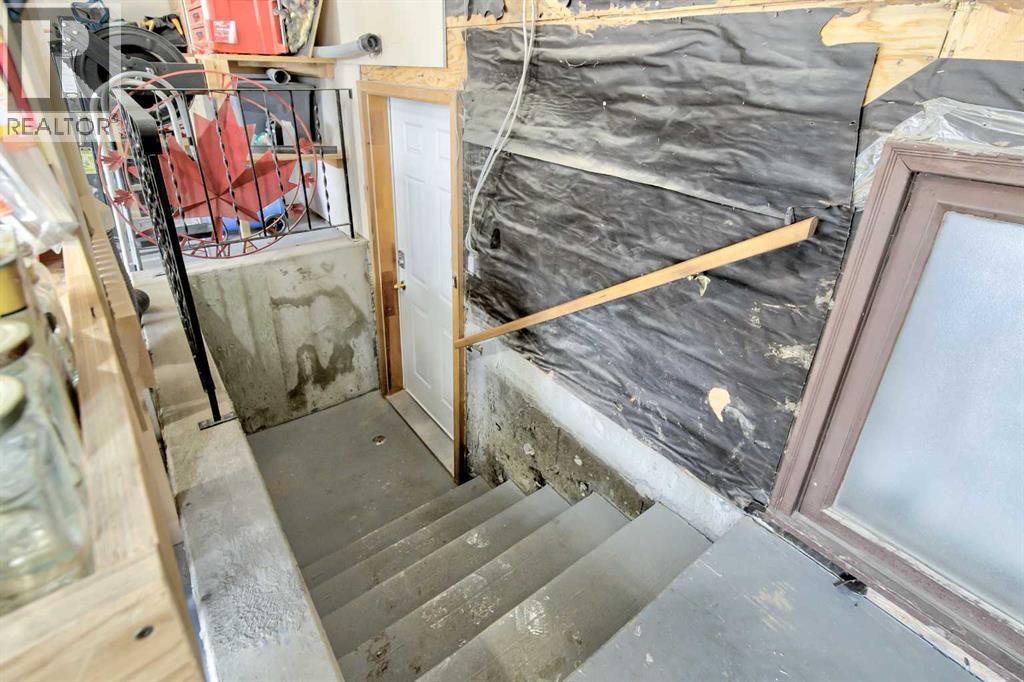 11 Erminedale Place N, Lethbridge, Alberta  T1H 5X8 - Photo 37 - A2278254