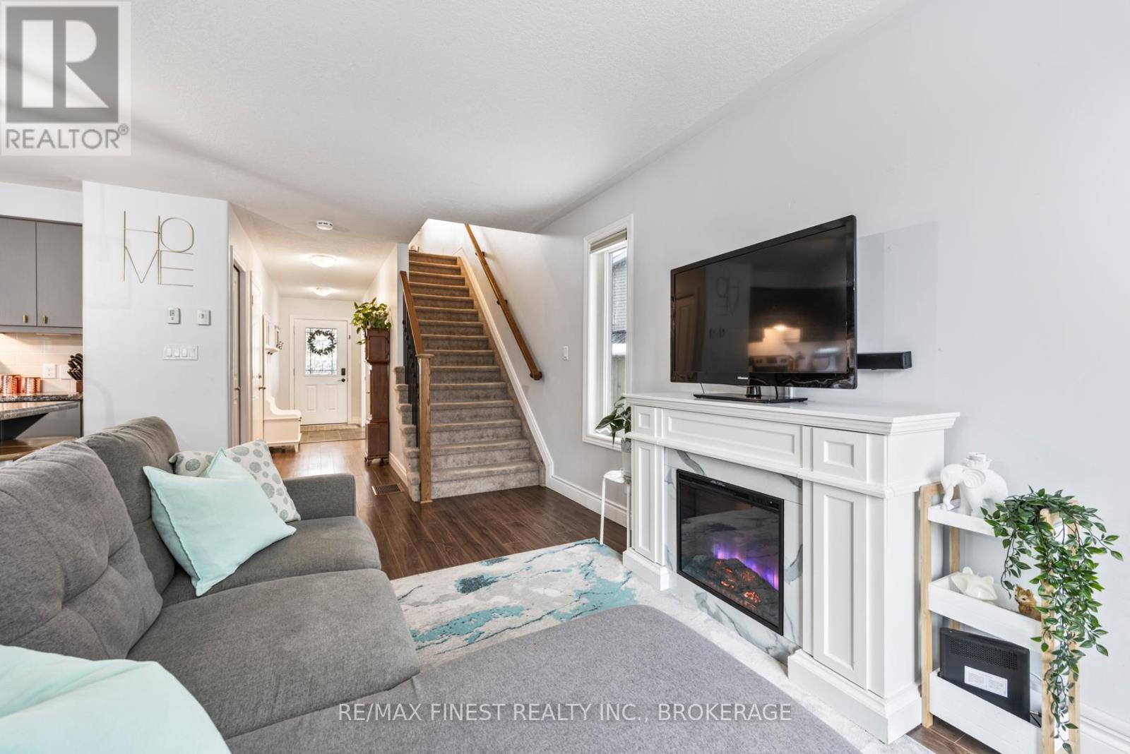 1070 Redwood Crescent, Kingston, Ontario  K7P 1Y8 - Photo 10 - X12686766