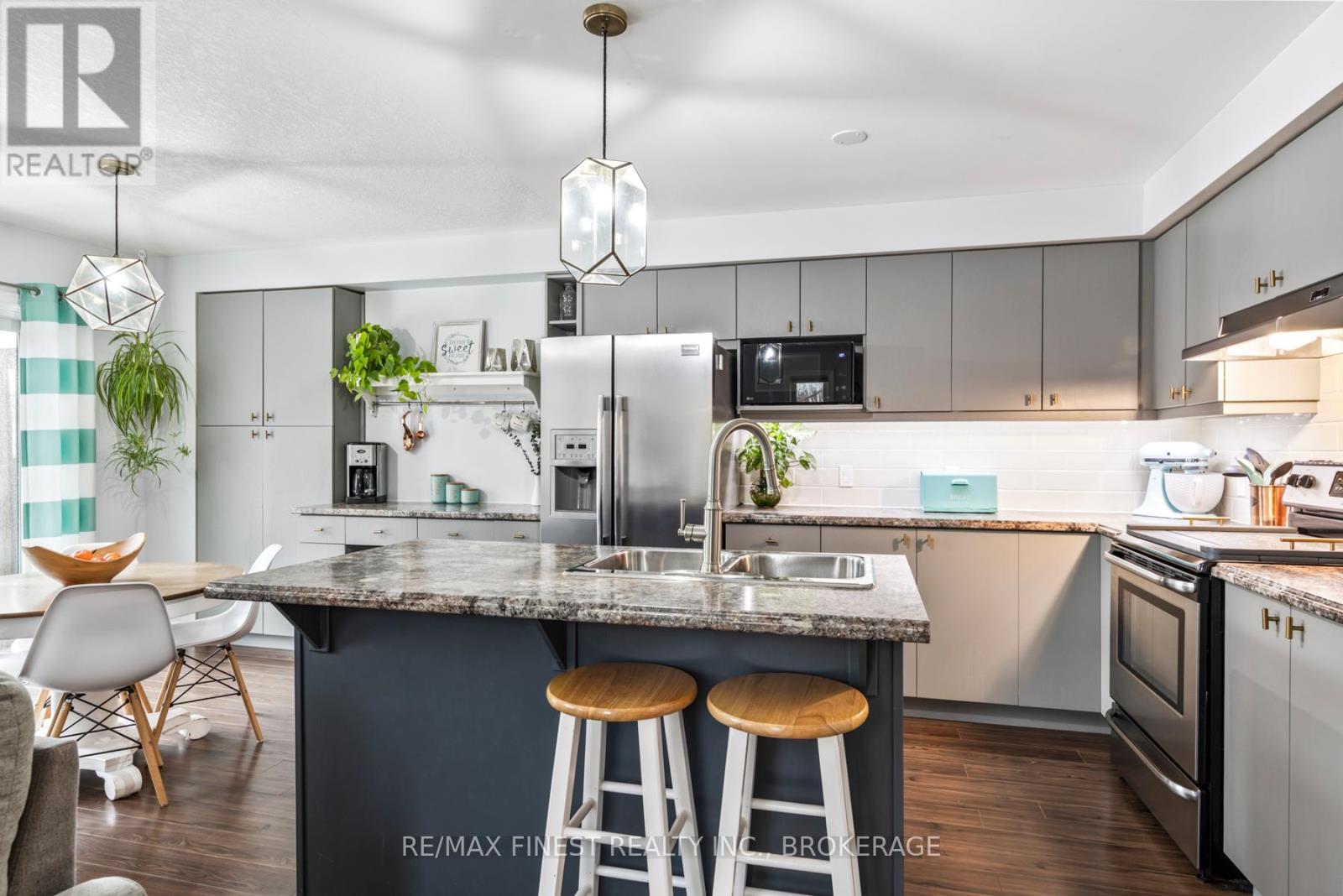 1070 Redwood Crescent, Kingston, Ontario  K7P 1Y8 - Photo 17 - X12686766