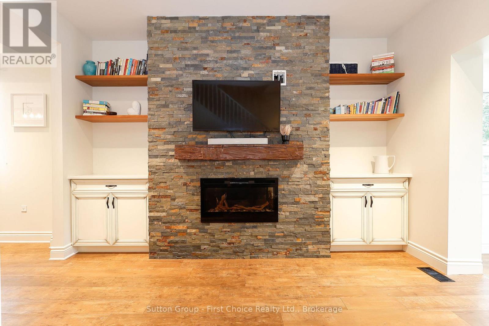 36 Mcnab Street, Stratford, Ontario  N5A 1Y9 - Photo 10 - X12686640