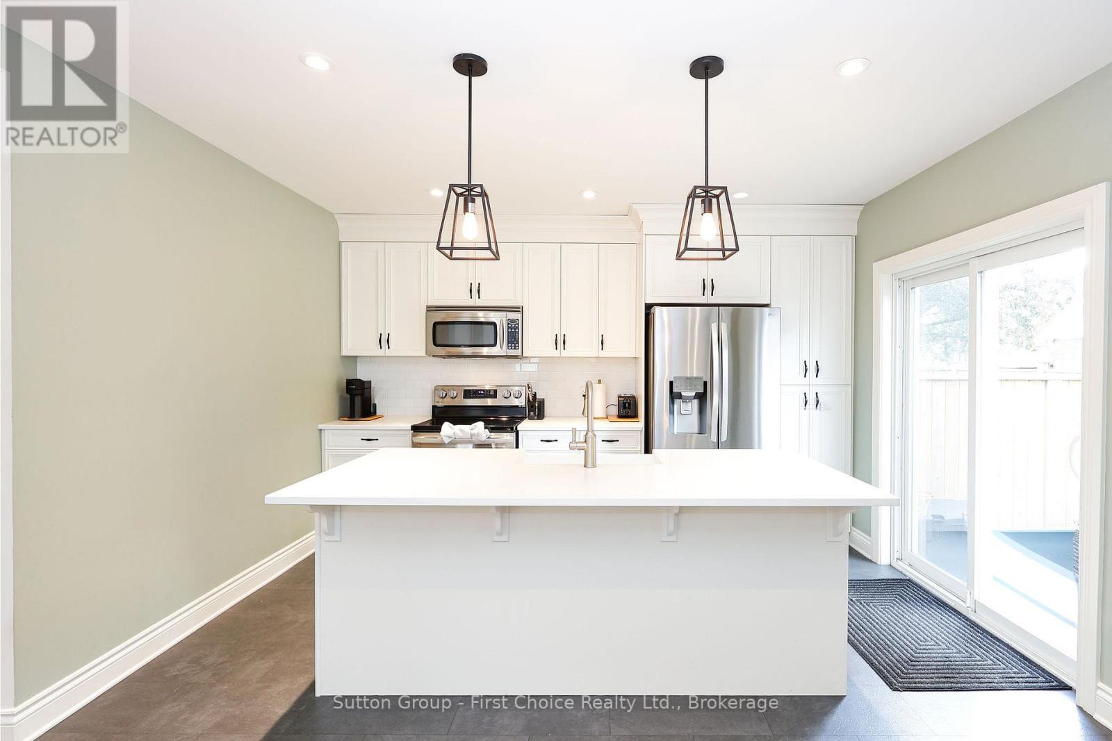 36 Mcnab Street, Stratford, Ontario  N5A 1Y9 - Photo 23 - X12686640