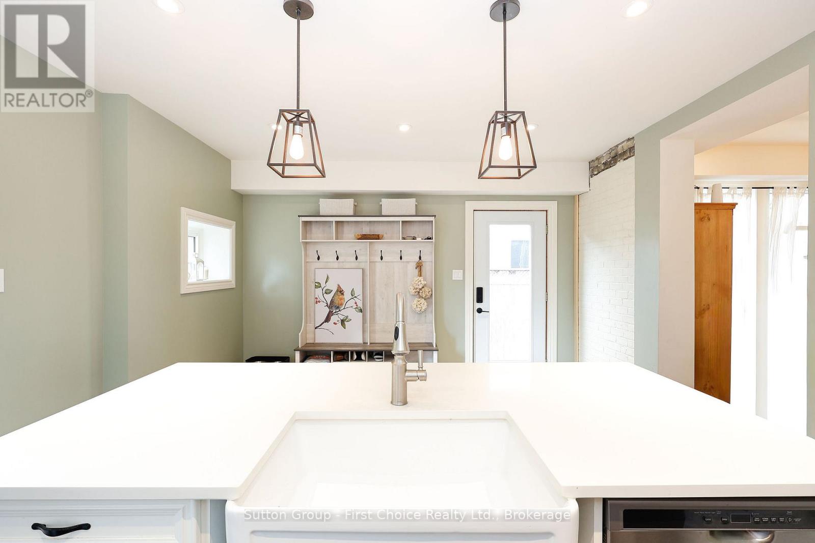 36 Mcnab Street, Stratford, Ontario  N5A 1Y9 - Photo 25 - X12686640