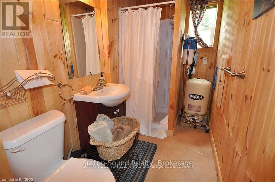 41 Islandview Drive, South Bruce Peninsula, Ontario  N0H 1A0 - Photo 14 - X12686654