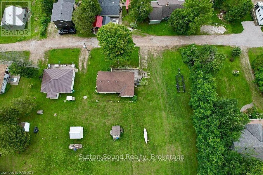 41 Islandview Drive, South Bruce Peninsula, Ontario  N0H 1A0 - Photo 3 - X12686654