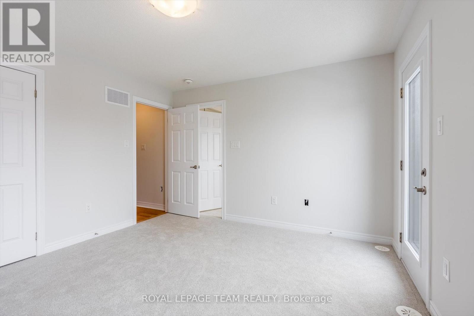 96 Grassbank Road, Brampton, Ontario  L6R 4E6 - Photo 24 - W12686758