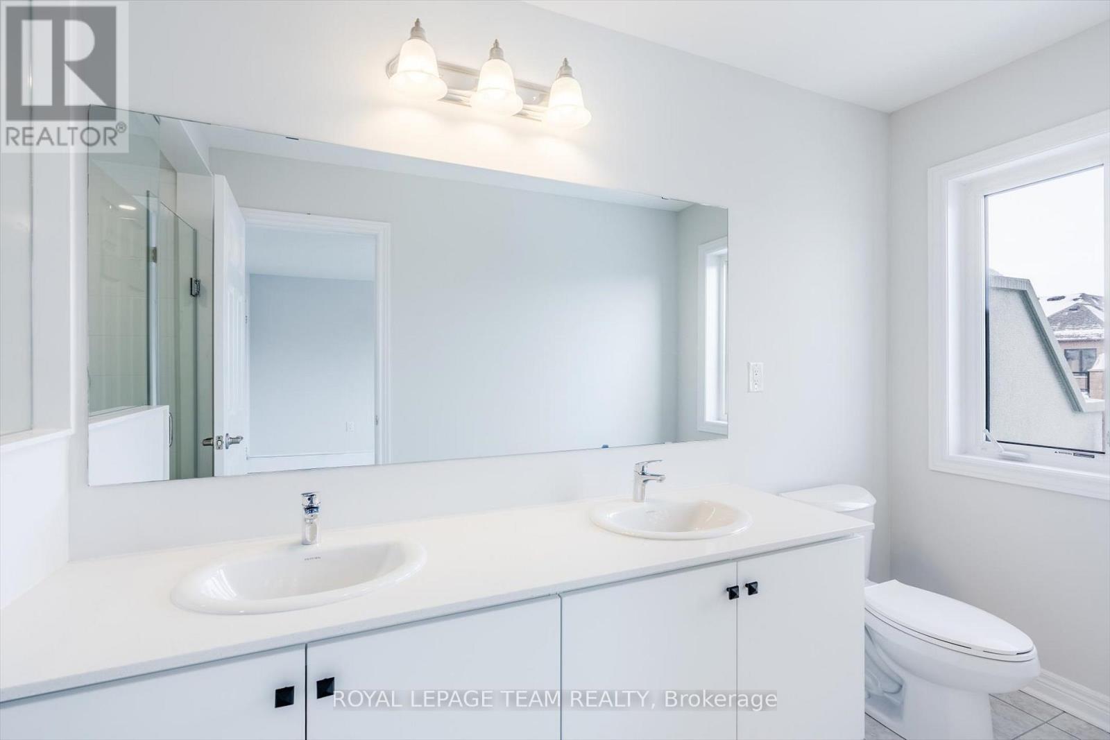 96 Grassbank Road, Brampton, Ontario  L6R 4E6 - Photo 26 - W12686758