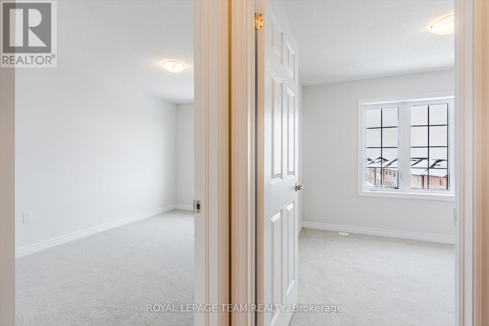 96 Grassbank Road, Brampton, Ontario  L6R 4E6 - Photo 33 - W12686758