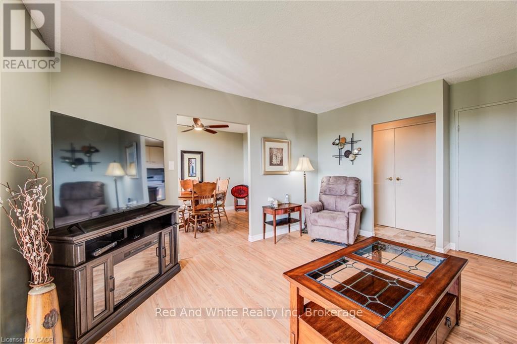 405 - 89 Westwood Road, Guelph, Ontario N1H 7J6 - Photo 12 - X12686704