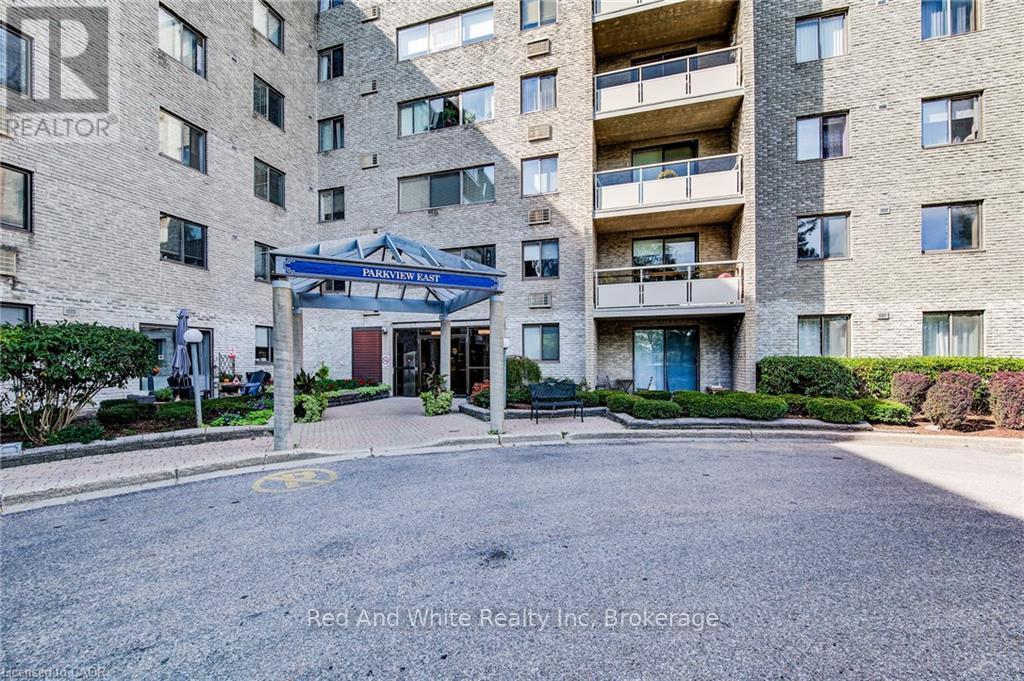 405 - 89 Westwood Road, Guelph, Ontario N1H 7J6 - Photo 4 - X12686704
