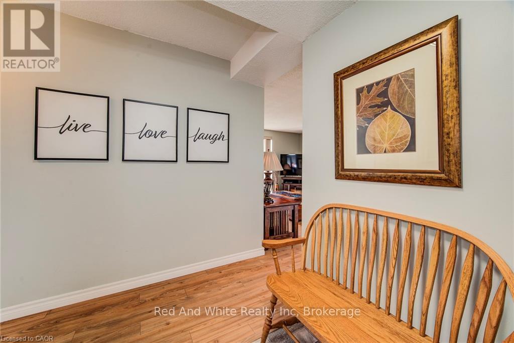 405 - 89 Westwood Road, Guelph, Ontario N1H 7J6 - Photo 7 - X12686704