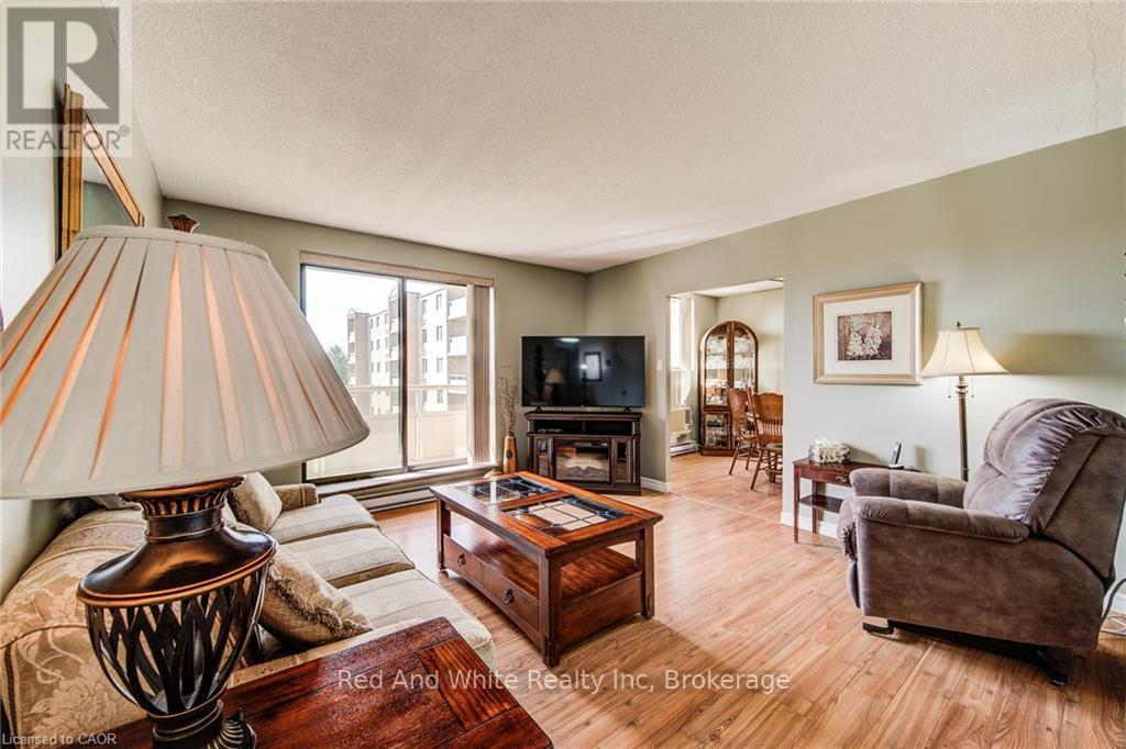 405 - 89 Westwood Road, Guelph, Ontario N1H 7J6 - Photo 8 - X12686704