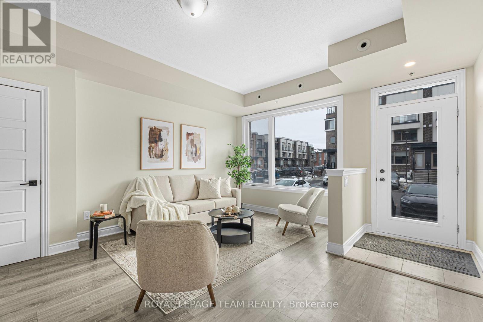 625 Makwa Private, Ottawa, Ontario  K1K 5A4 - Photo 7 - X12686524