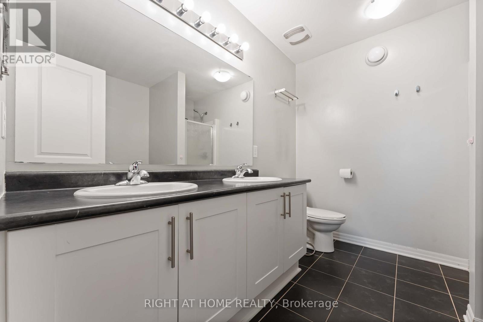 237 Kingswell Street, Ottawa, Ontario  K1T 0L1 - Photo 20 - X12686594