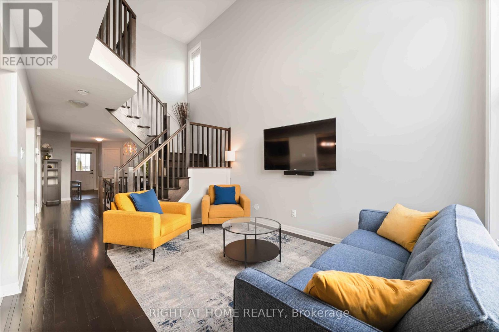 237 Kingswell Street, Ottawa, Ontario  K1T 0L1 - Photo 5 - X12686594